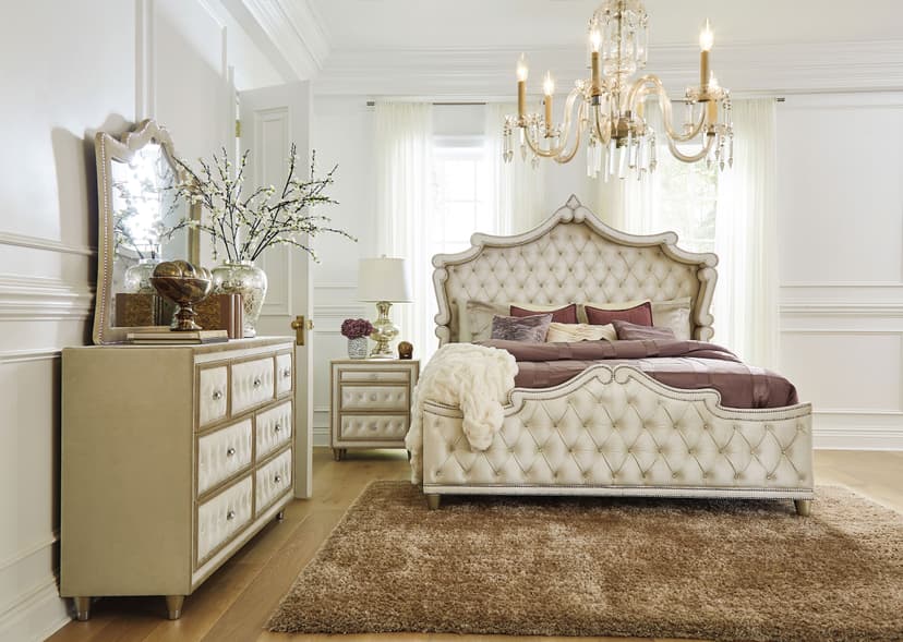 Antonella 4-piece Eastern King Bedroom Set Ivory 